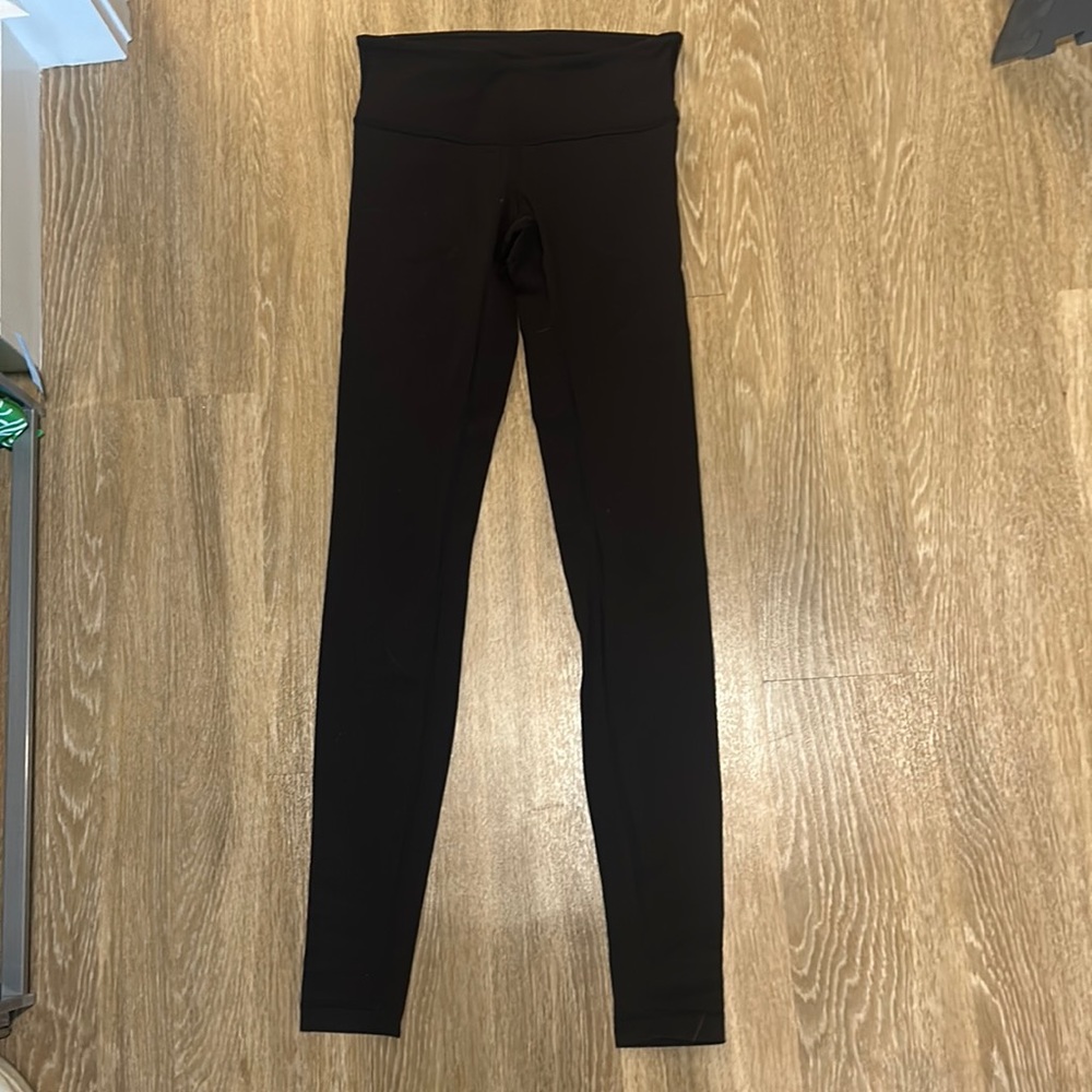 Low rise lululemon leggings